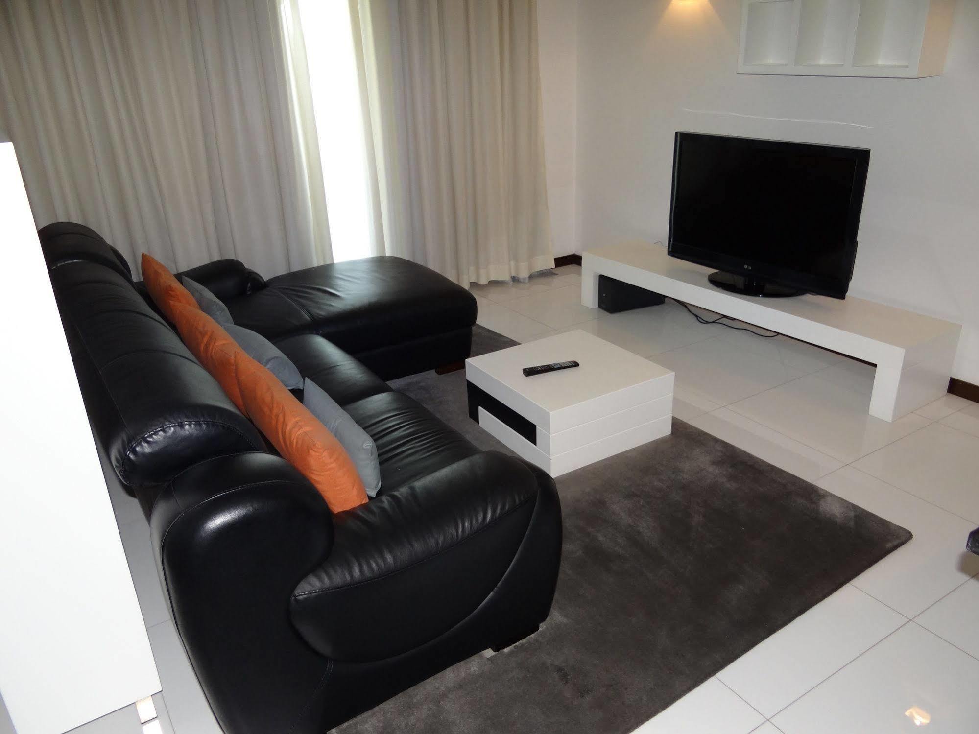 Rk Suite Hotel Луанда Екстер'єр фото